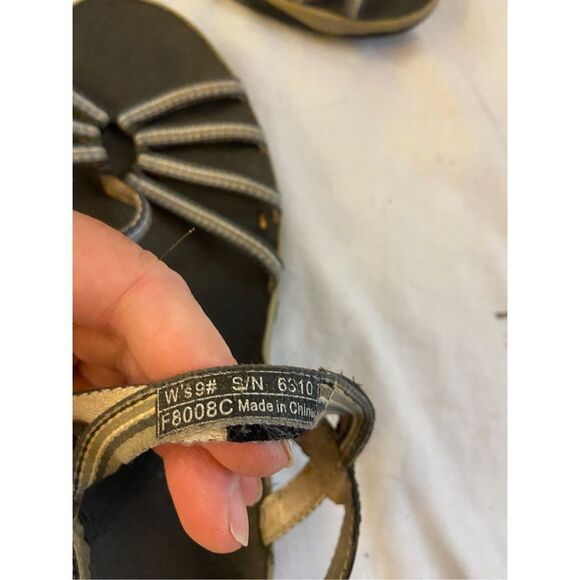 Teva sandals black #6310 black gray peeling size 9 - Picture 3 of 5